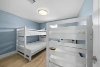 06 level 2 bunkroom 1